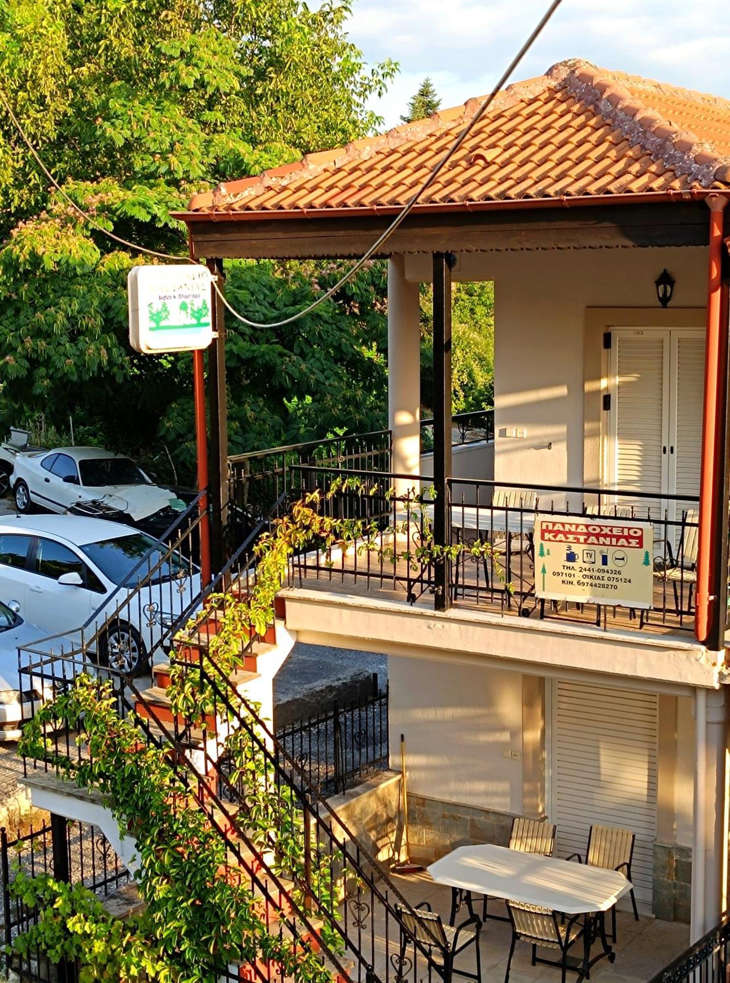 Πανδοχείο Λίμνης Πλαστήρα Hotel Kastanéa Buitenkant foto